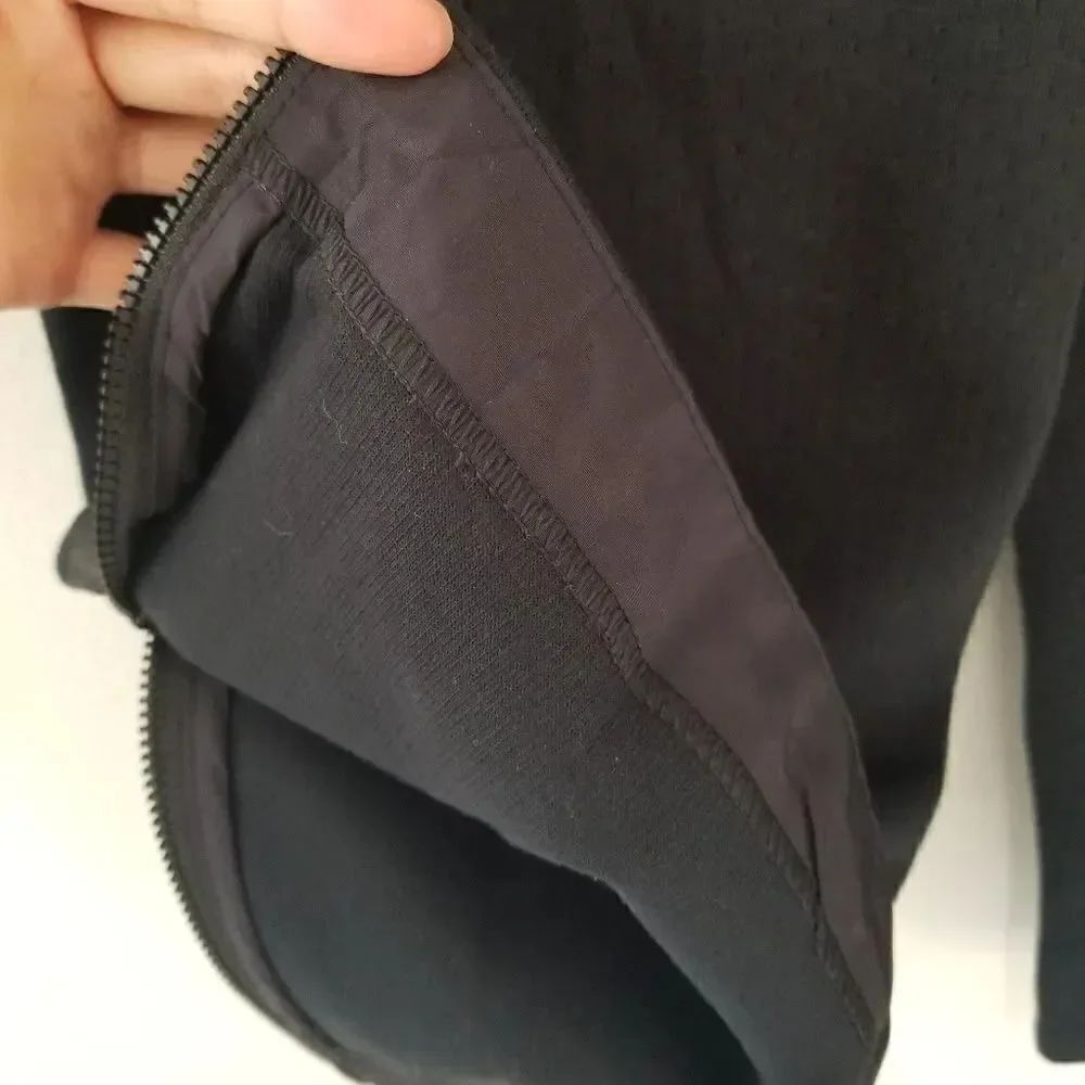 Nike Tech Pack Capris Pant (NWT) - Picture 6 of 8
